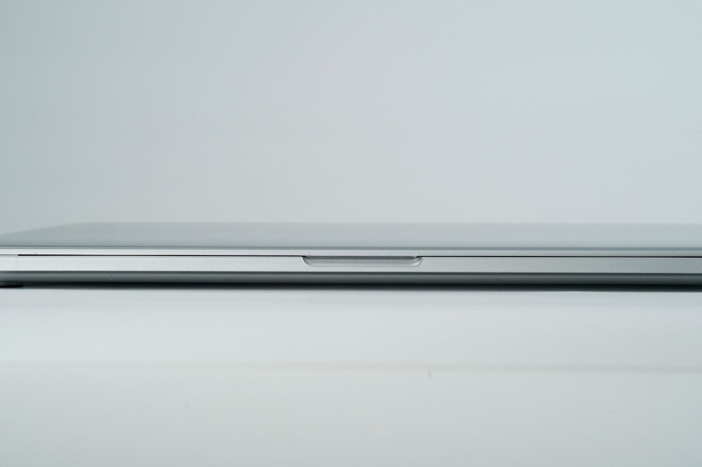 Next One Safeguard zaščita za MacBook Pro 13" - Fog Transparent - iSTYLE SI