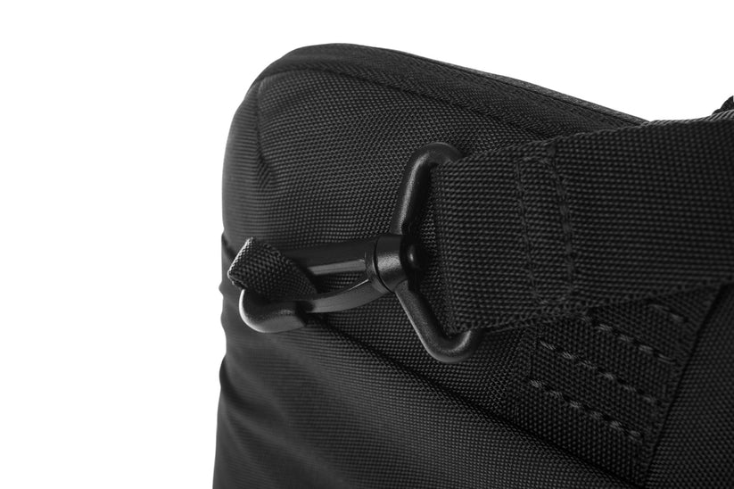 Tucano Smilza torba za računalnik 15.6" - črna - iSTYLE SI