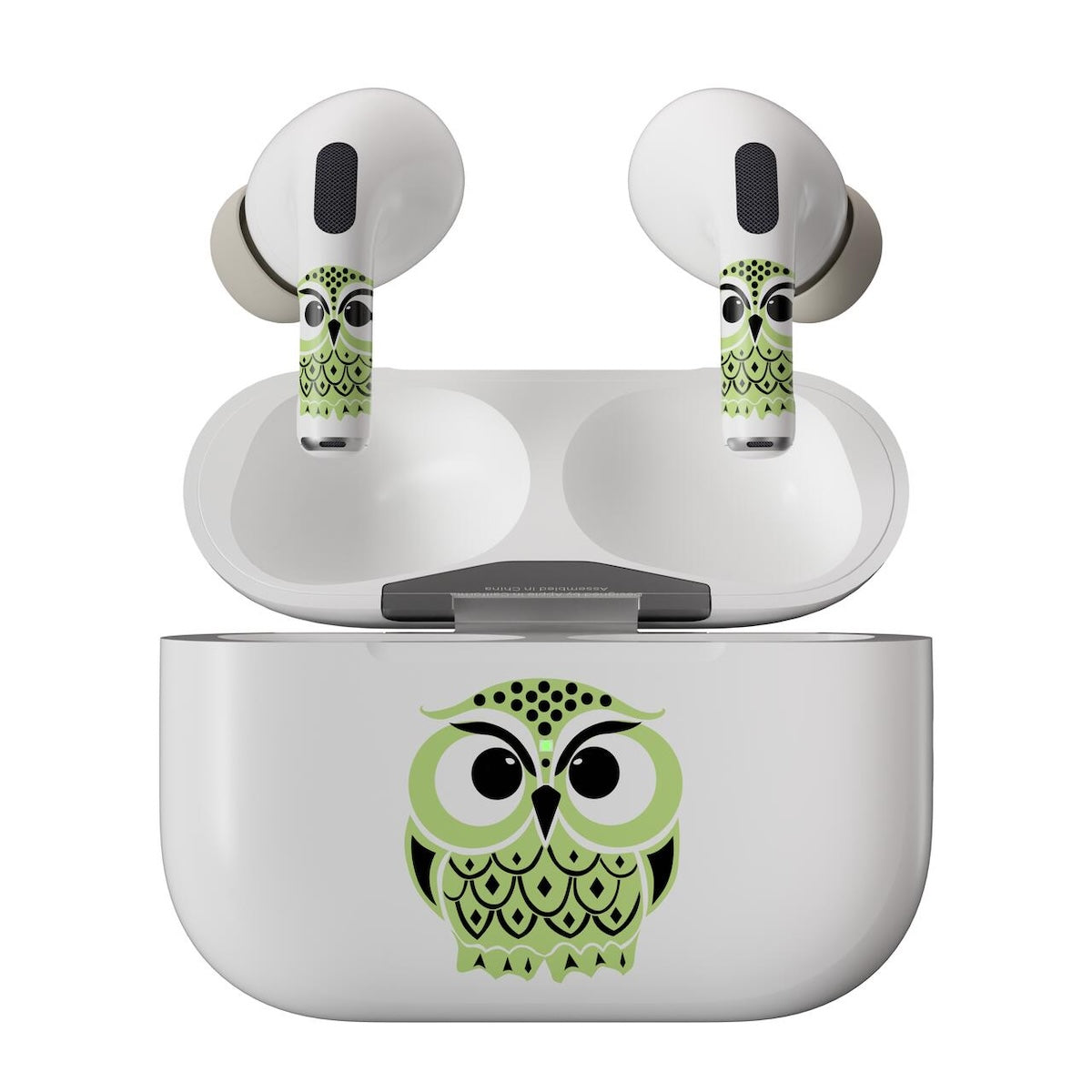 Next One ArtSkin nalepka za Airpods Pro 1. in 2. generacija - svetleča sova - iSTYLE SI