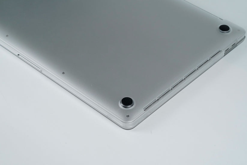 Next One Safeguard zaščita za MacBook Pro 16" - Fog Transparent - iSTYLE SI