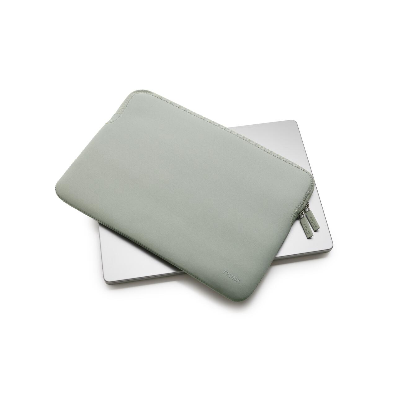 TRUNK neoprenski ovitek za MacBook 16 - kamnita