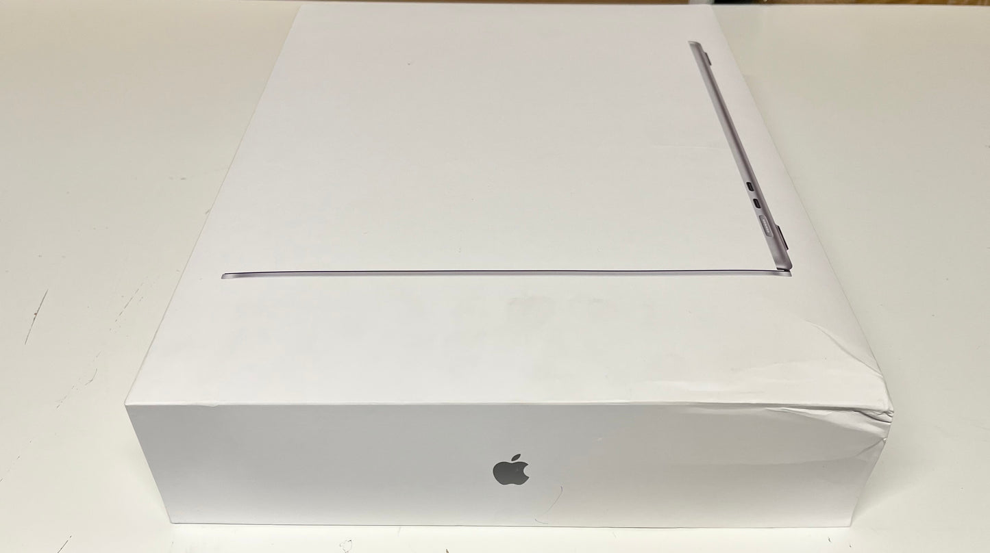 Poškodovana embalaža - MacBook Air 15: M4 z 10‑jedrno CPE in 10‑jedrno GPE, 32 GB, 1 TB SSD, International English - srebrn