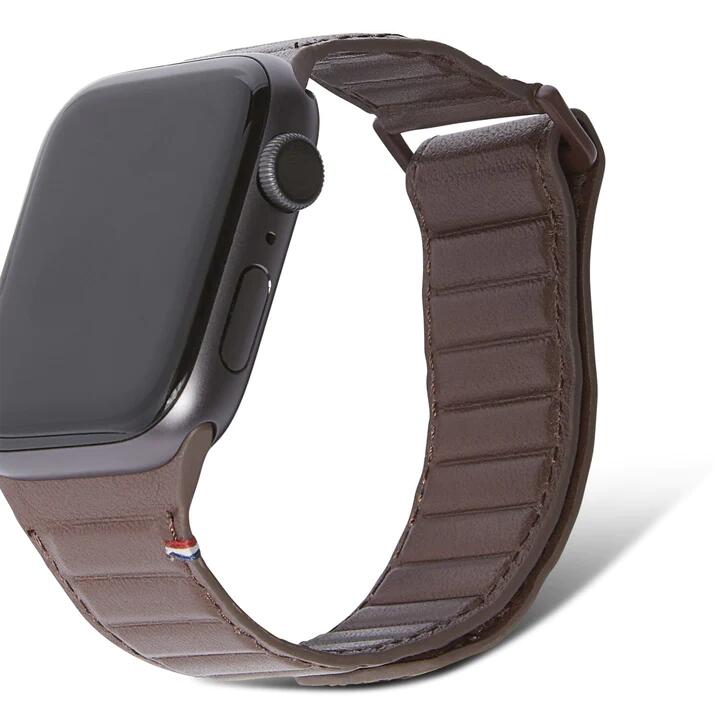 Decoded usnjen magnetni Traction pašček za Apple Watch 45 / 44mm - Chocolate Brown - iSTYLE SI
