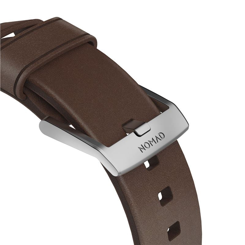 Nomad usnjeni pašček za Apple Watch 44/42 mm - rjava s srebrno zaponko - iSTYLE SI