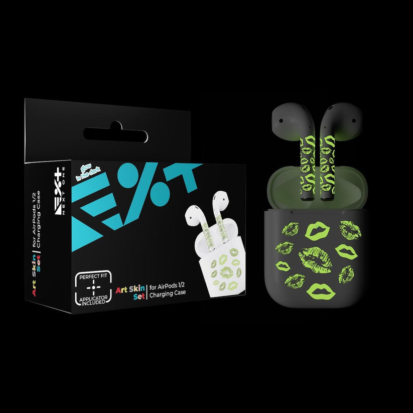 Next One ArtSkin nalepka za Airpods 1. in 2. generacija - svetleče ustnice - iSTYLE SI
